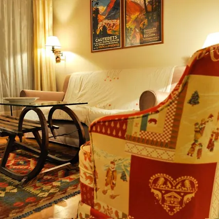 Apartment Chardin Bellvede-apartamentos Chardins