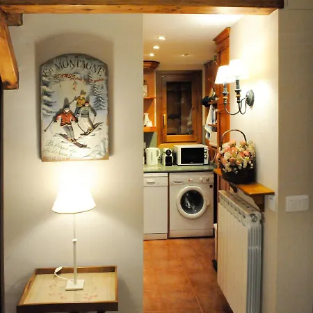 Chardin Bellvede-apartamentos Chardins * 塞尔勒